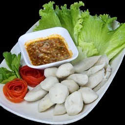 ลูกชิ้นปลาลวกจิ้ม