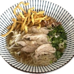 ก๋วยเตี๋ยวไก่ น้ำใส