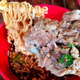 มาม่ากระดูกเล้ง