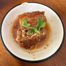 หมูฮ้อง