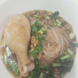 ก๋วยเตี๋ยวไก่ตุ่น
