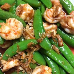 ผัดถั่วลันเตา