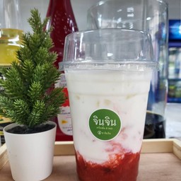 สตอเบอรี่นมสด