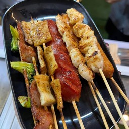 หม่าล่าหน้าFun&หมี่ไก่ฉีก ท่าอิฐ