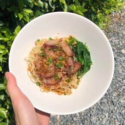 บะหมี่คลุก(แห้ง)หมูอบ