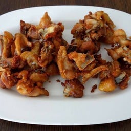 ไก่บ้านทอดเกลือ