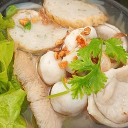 บะหมี่เกี๊ยวปลา