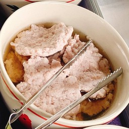 ข้าวต้มหมูสับ