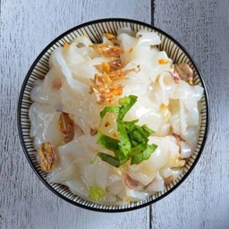 เส้นใหญ่ลวก