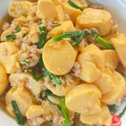 ผัดผงกะหรี่เต้าหู้ไข่หมูสับ+ข้าว