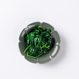 ผักโขมน้ำมันงา