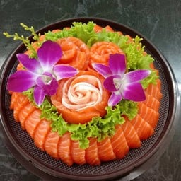 เค้กแซลม่อนใหญ่