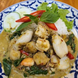 ข้าวราดแกงเขียวหวาน (เลือกเนื้อสัตว์และท๊อบปิ้งตามใจชอบ) (ข้าวหอมมะลิ) New!!