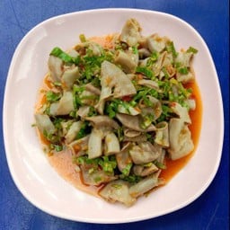 ยำไส้หมู