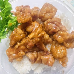 ข้าวไก่กรอบน้ำมันหอย