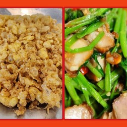 ผักบุ้งหมูกรอบ + ไข่เจียว (กับข้าว)