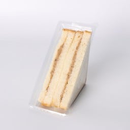 แซนวิชขนมปังโฮลวีททูน่า