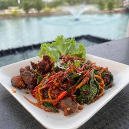 ผัดเผ็ดกบ