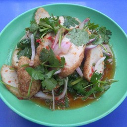 ยำปลาเส้น