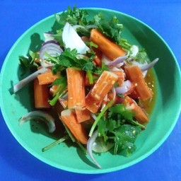 ยำปูอัด