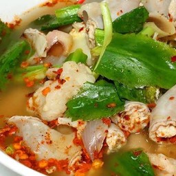 ต้มแซ่บเครื่องในหมู