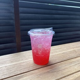 Strawberry soda