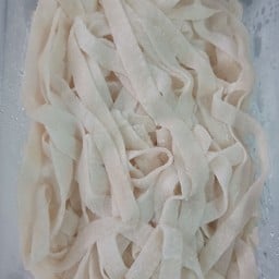เส้นปลา 1 ขีด