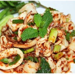 ลาบปลาหมึก