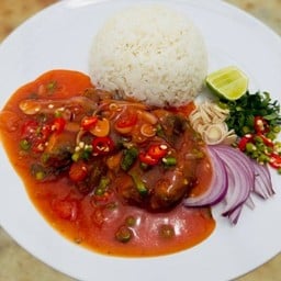 ข้าวราดยำปลากระป๋อง