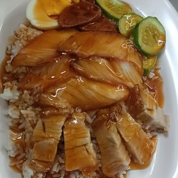 ข้าวหมูแดงหมูกรอบ