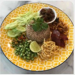 ข้าวคลุกกะปิ