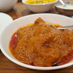 แกงแพะเครื่องเทศ