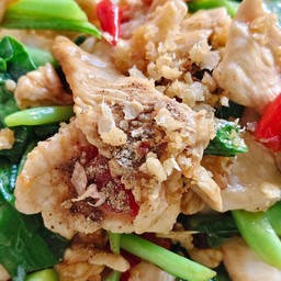 ข้าวผัดคะน้าไก่ชิ้น