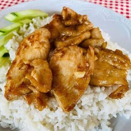 ข้าวไก่ กระเทียม