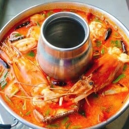 ต้มยำกุ้งก้ามกราม (หม้อไฟ)
