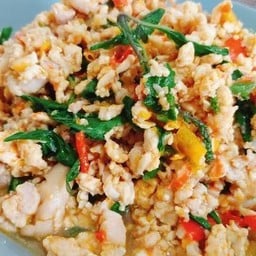 ข้าวกะเพราไก่