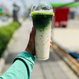 นมสดชาเขียว