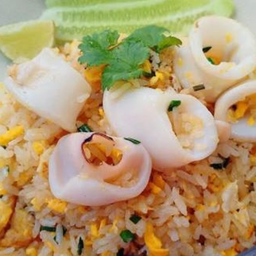 ข้าวผัดปลามึก(พิเศษ)