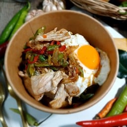 ข้าวผัดพริกหมู