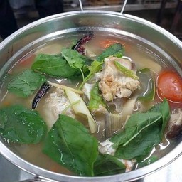 ต้มยำหัวปลาเก๋า น้ำใส