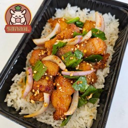 ข้าวยำสามชั้นแซ่บ