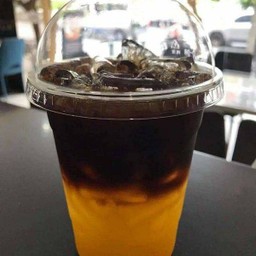 กาแฟส้มเย็น