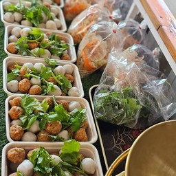 ลูกชิ้นปลา+กุ้ง นึ่งน้ำจิ้มรสแซ่บ ขนาด 1 ก.ก.