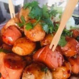 ลูกชิ้นทอดรวมมิตรชุดกลาง