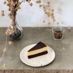 Brownie basque cheesecake