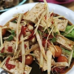 ตำถาดปาดเหงื่อ 3 ซีเจ ซอยวัดกำแพง