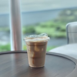 Iced Caramel Macchiato 