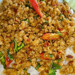 ข้าวผัดคั่วกลิ้งหมูสับ