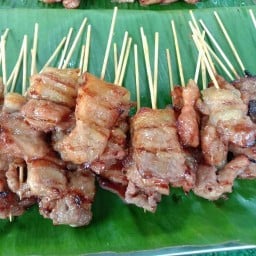 ร้านข้าวเหนียวหมูปิ้งโบราน