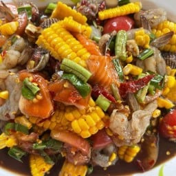 ส้มตำ ยำซี๊ด